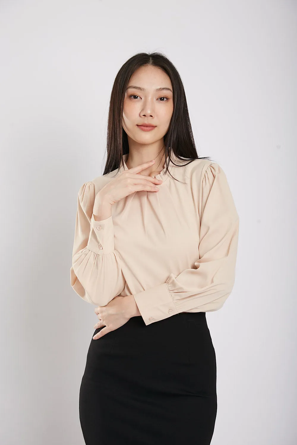 Guilian Long Sleeves Blouse in Apricot