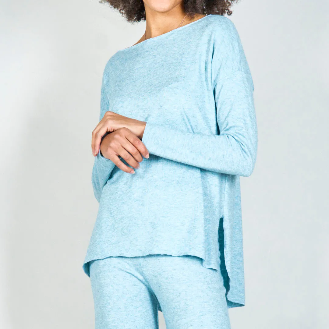 Long-sleeve relaxed top wholesale